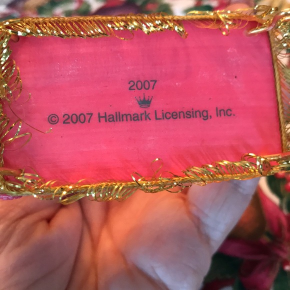 Pampered Cat ornament - Picture 7 of 8